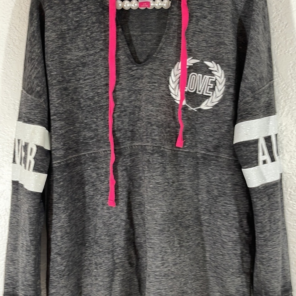 No Boundaries Juniors' Graphic Shirttail Jogger Sweatshirt Size Large - Picture 3 of 7